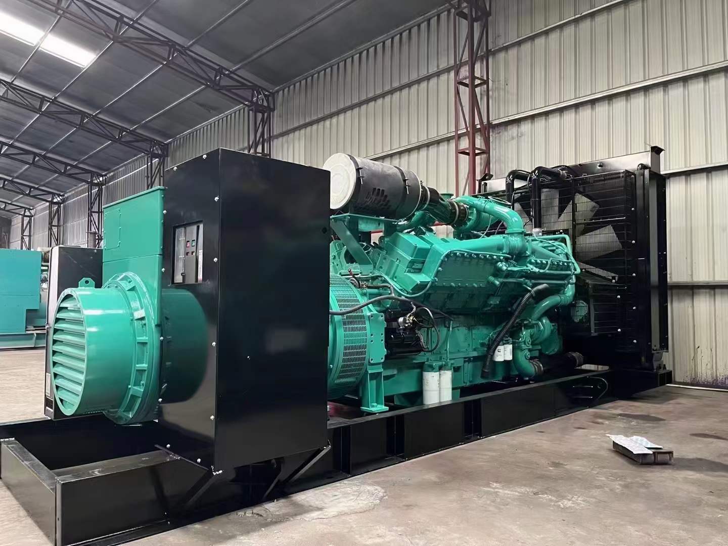 汤阴如何降低 800kW 柴油发电机输出电流的波动？
